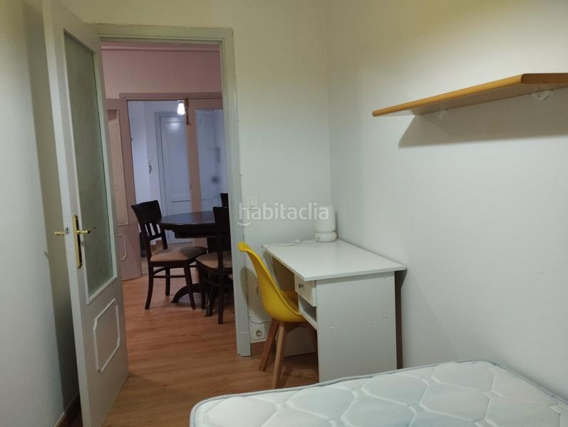 Foto 7e0cc5f5-47ea-484e-a4b7-c874c1001021. Location appartement dans rúa de montero rios 42 dans Santiago de Compostela