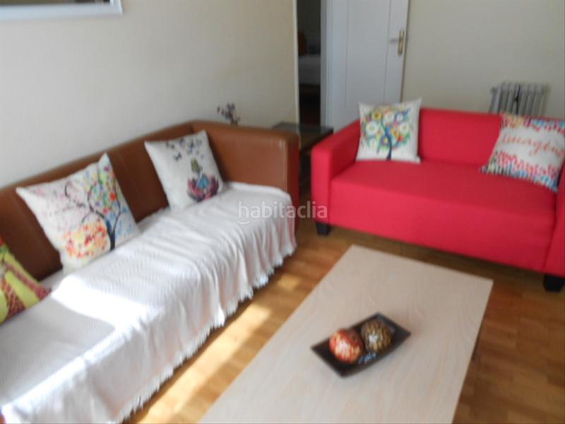 Foto 81e651f4-0d9e-461f-9d25-02f59cedc7c1. Location appartement dans rúa de montero rios 42 dans Santiago de Compostela