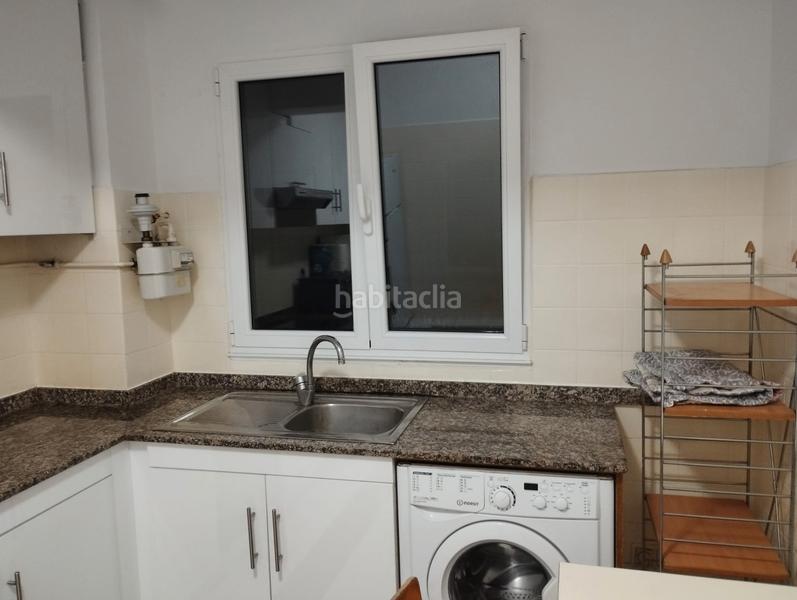 Foto 3750ced9-61b3-4dd2-8dae-f540efbbf774. Lloguer pis a rúa de montero rios 42 a Ensanche - Sar Santiago de Compostela