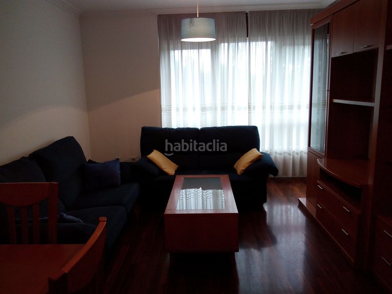 Foto d3911125-45b3-496b-b3f1-544f894ca7dd. Rent flat with heating parking in O Milladoiro Ames