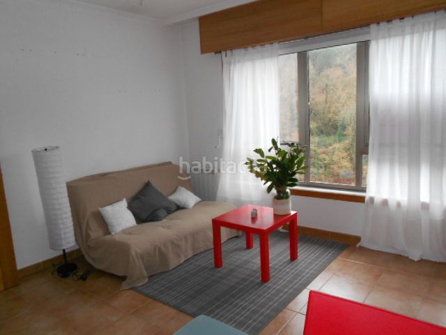 Foto fb74b925-c305-4422-a00f-fa2f9c28a273. Piso en rúa do rego 12 en O Milladoiro Ames