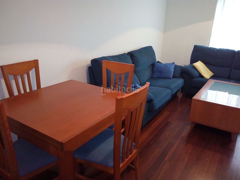 Foto 08b61d96-aecc-4e05-825f-36bfa790dd78. Rent flat with heating parking in O Milladoiro Ames