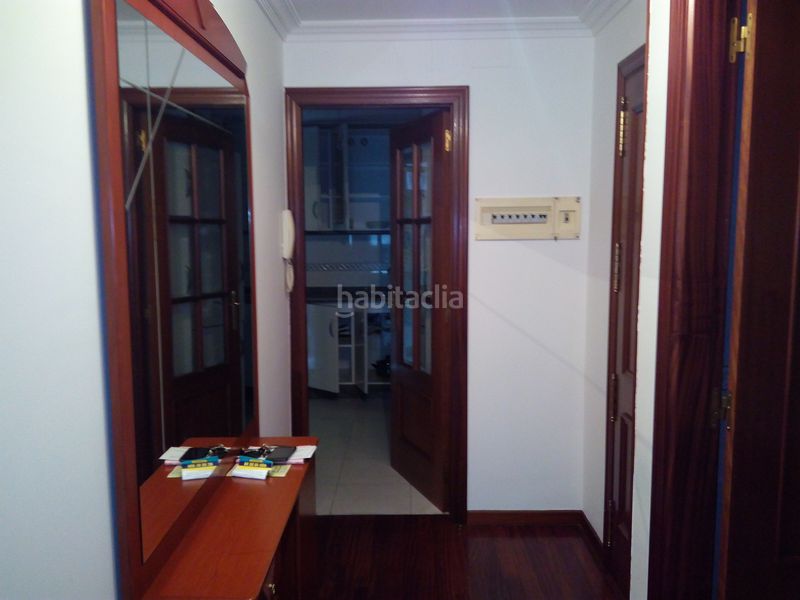Foto 28c24127-08f6-4d73-ba20-da0c634ce870. Rent flat with heating parking in O Milladoiro Ames