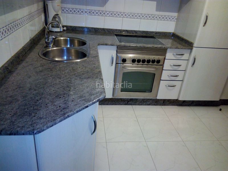 Foto 9d00d2a8-f56b-433f-8827-469dd3502b4b. Rent flat with heating parking in O Milladoiro Ames