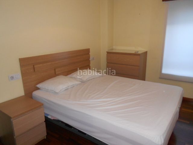 Foto 6dcd2e21-6207-4823-afad-9d390e7c21c8. Lloguer pis amb calefacció aparcament a O Milladoiro Ames