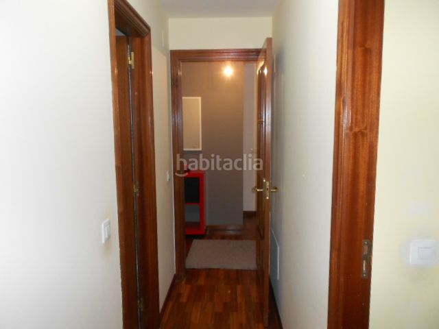 Foto 7edf7400-7660-4cbb-86a8-32ac39c7e7e3. Lloguer pis amb calefacció aparcament a O Milladoiro Ames