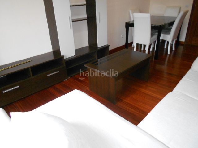 Foto b06fdcc3-e7f9-4073-88c0-9877892a1ae2. Lloguer pis amb calefacció aparcament a O Milladoiro Ames