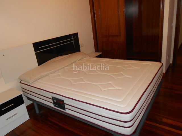 Foto d4eb0681-a5fd-4190-aa65-a55a11d5cf28. Lloguer pis amb calefacció aparcament a O Milladoiro Ames