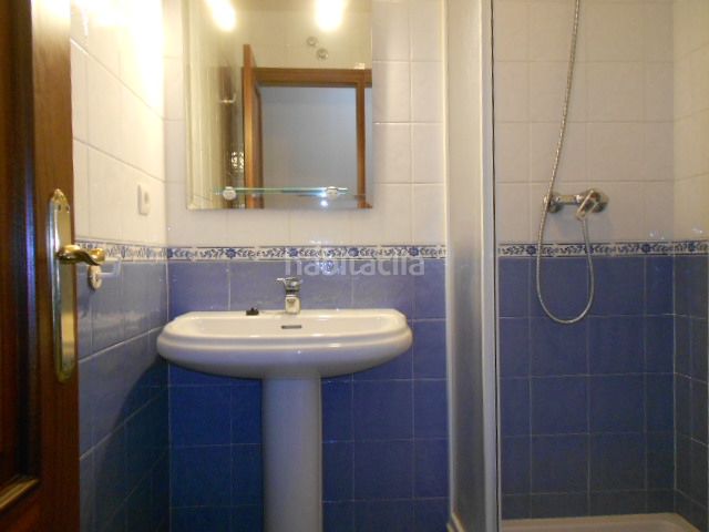 Foto d95bbc59-af08-45b3-b208-2b5e6117d3a1. Lloguer pis amb calefacció aparcament a O Milladoiro Ames