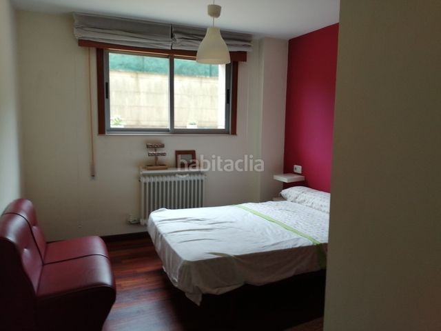 Foto 54134a39-3f53-4760-808c-b6f7100e74e1. Pis amb calefacció aparcament a Conxo Santiago de Compostela