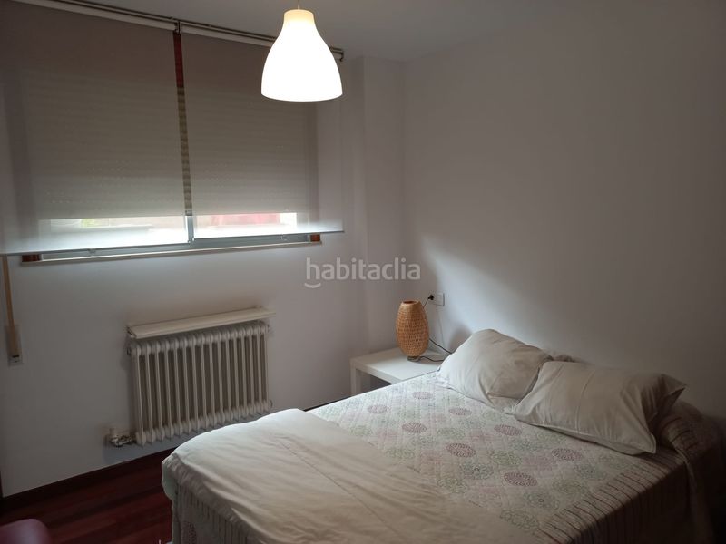 Foto b61b8fac-b58d-48df-a44d-967c2984affc. Pis amb calefacció aparcament a Conxo Santiago de Compostela