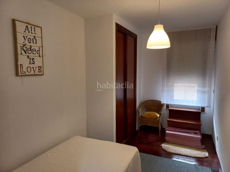 Foto f551746c-9e9c-410f-bf2d-9476d04dbea0. Pis amb calefacció aparcament a Conxo Santiago de Compostela