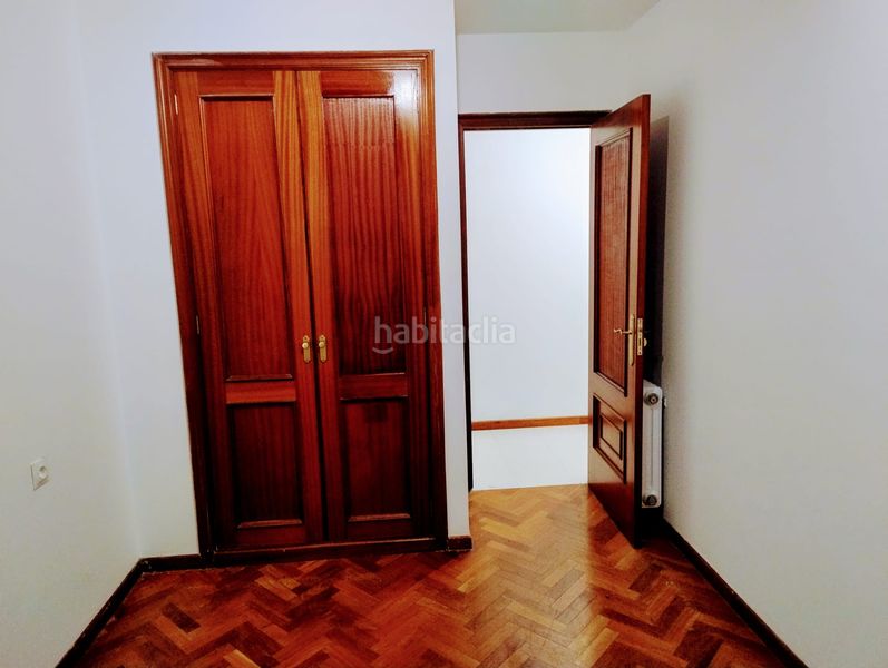 Foto 8e7371bf-4b61-4477-a8ee-7164a46b8c4e. Appartamento con riscaldamento parcheggio in O Milladoiro Ames