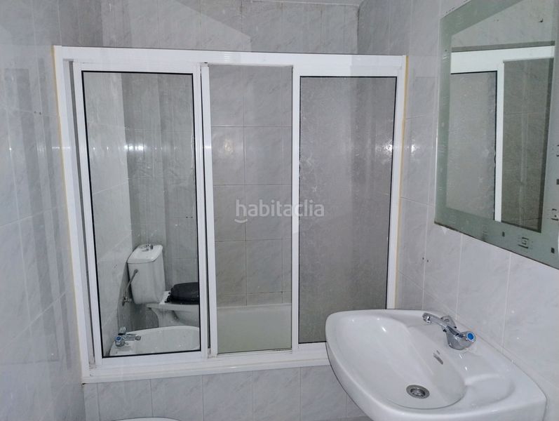 Foto ee4657ef-f427-45e5-8c1e-8dfb2ab2a6d7. Appartamento con riscaldamento parcheggio in O Milladoiro Ames