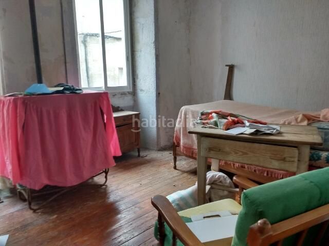 Foto 090d6c0b-fe3a-42bb-90ac-bd081f4b45a3. Casa adossada a Ensanche - Sar Santiago de Compostela
