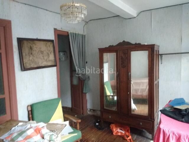 Foto 8490b2fd-79f2-4c78-bc65-5d19a96886c8. Casa adossada a Ensanche - Sar Santiago de Compostela