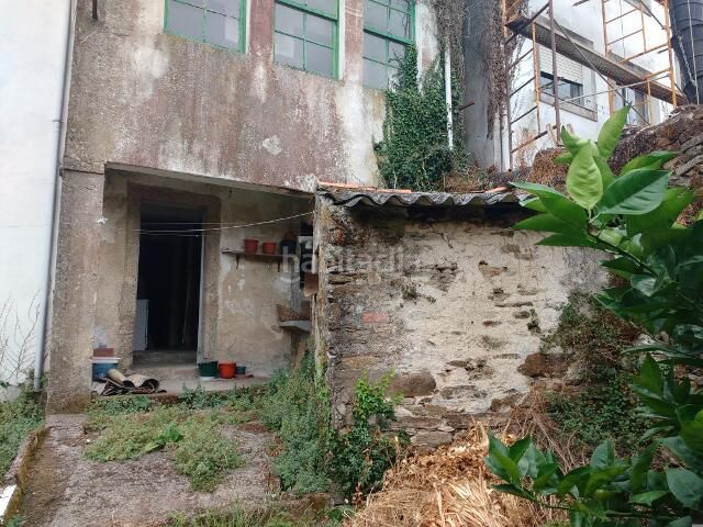 Foto 8a048f2e-3dd7-42fd-a505-6810e1030386. Casa adossada a Ensanche - Sar Santiago de Compostela