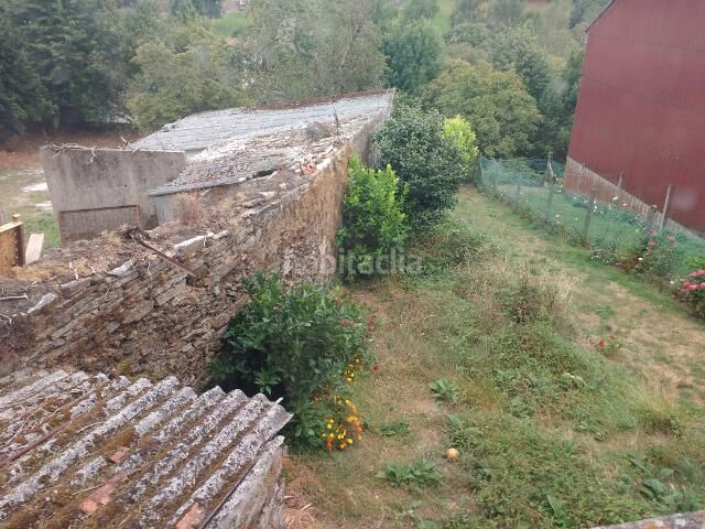Foto db8d32d4-eb8b-4640-90e7-f85910895d5d. Casa adossada a Ensanche - Sar Santiago de Compostela