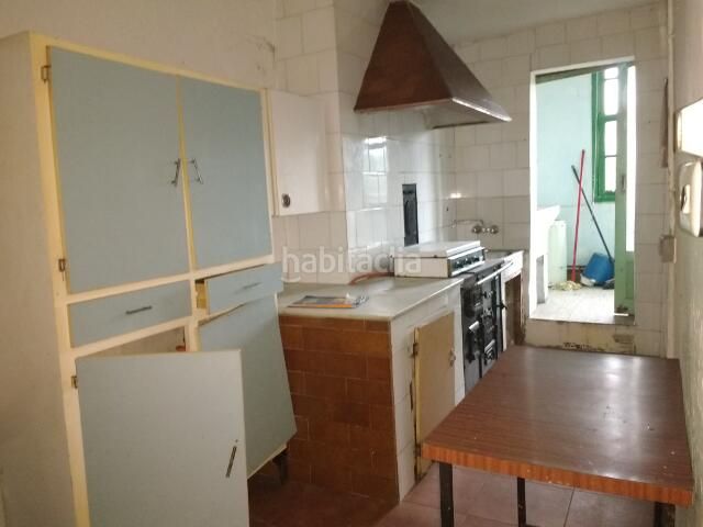 Foto ea6e7b17-acd3-40e2-8770-224d5d40f644. Casa adossada a Ensanche - Sar Santiago de Compostela