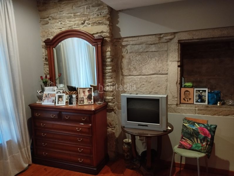 Foto e7e49cf6-158b-43c5-8f4d-5519d867e512. Casa adossada amb calefacció a Campus Norte - San Caetano Santiago de Compostela