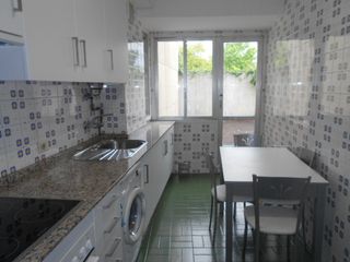 Lloguer Pis en R�a de vista alegre 74