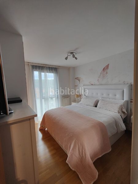 Foto a4dab7d9-0516-4c37-9748-7e8a798a59b6. Lloguer pis amb calefacció aparcament a O Milladoiro Ames