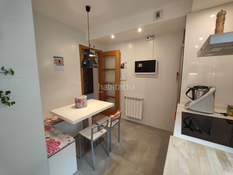 Foto fd8b31aa-a771-4bda-925e-768745bed4bd. Lloguer pis amb calefacció aparcament a O Milladoiro Ames