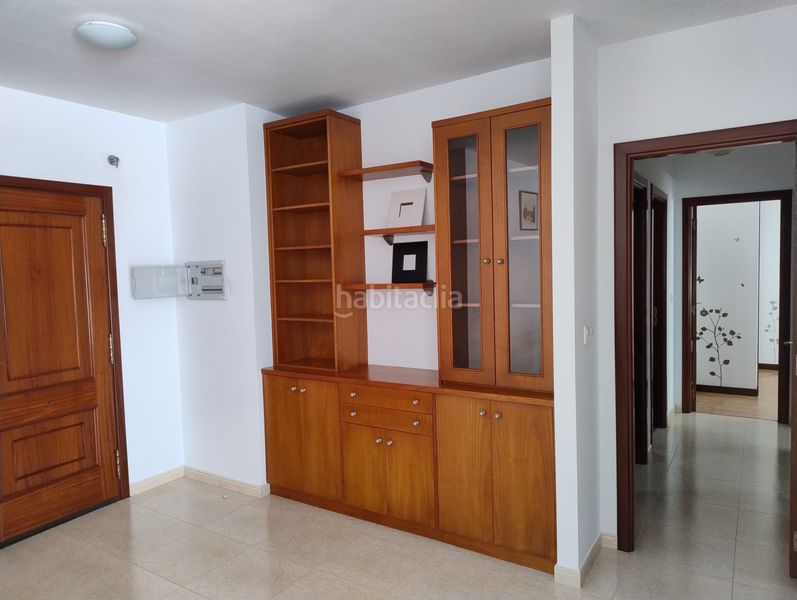 Foto 2c43f0b4-280f-4c34-8566-2c0ca205b445. Rent flat with heating in Val do Dubra