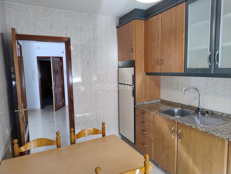 Foto 2dee5810-28fe-4c47-b0f0-adc089aaa1d8. Rent flat with heating in Val do Dubra