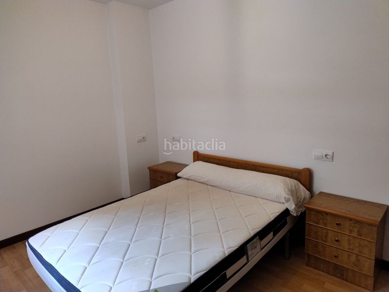 Foto 502286a1-945b-4aa0-bc3c-ef240c47f1b8. Rent flat with heating in Val do Dubra