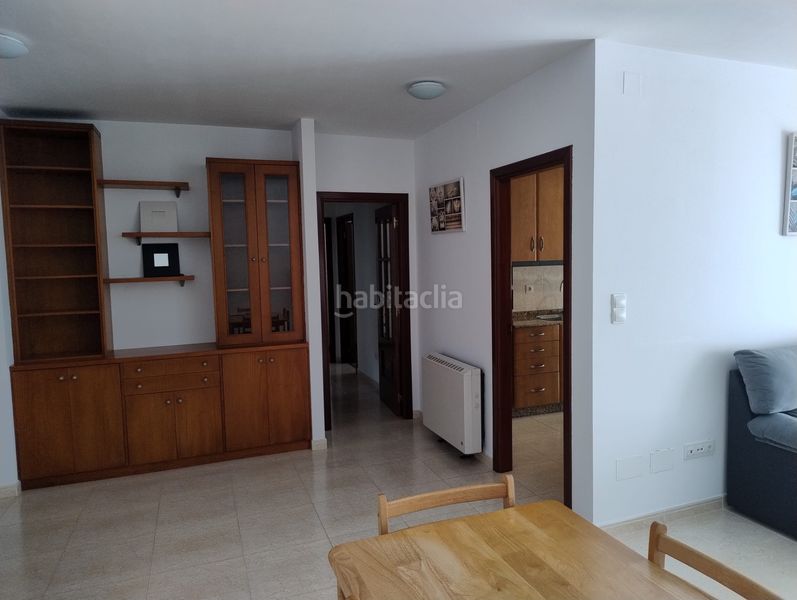 Foto 7ae7cf23-53dc-42f4-8f89-46a7f970671c. Rent flat with heating in Val do Dubra