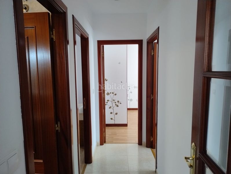 Foto 8c4558e4-1e5e-4fa6-8b13-4ccd0567880a. Rent flat with heating in Val do Dubra