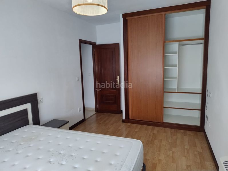 Foto ebc3a5bd-2e0b-49c6-9c33-6fedc964f88d. Rent flat with heating in Val do Dubra