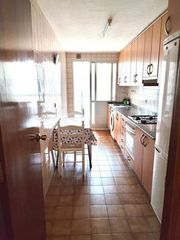 Etagenwohnung in Praza de Álvaro Cunqueiro