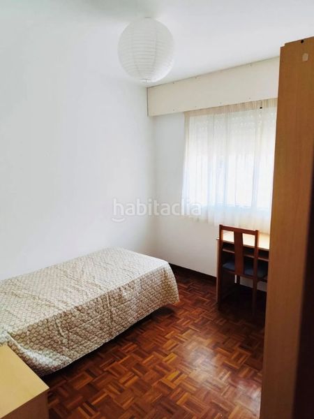 Foto 9d9ff17a-ea30-4565-893b-e7853e9ce171. Alquiler piso en Campus Norte - San Caetano Santiago de Compostela