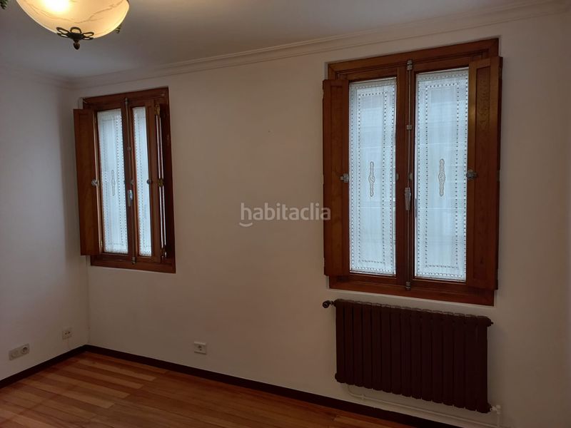 Foto 3bd1395c-a7ef-4c1e-bfd6-e135240b4c1a. Casa a schiera con riscaldamento parcheggio in Campus Norte - San Caetano Santiago de Compostela