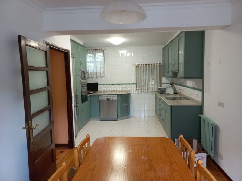 Foto 9d56736e-38ec-4e80-9414-d91136fea1da. Casa a schiera con riscaldamento parcheggio in Campus Norte - San Caetano Santiago de Compostela