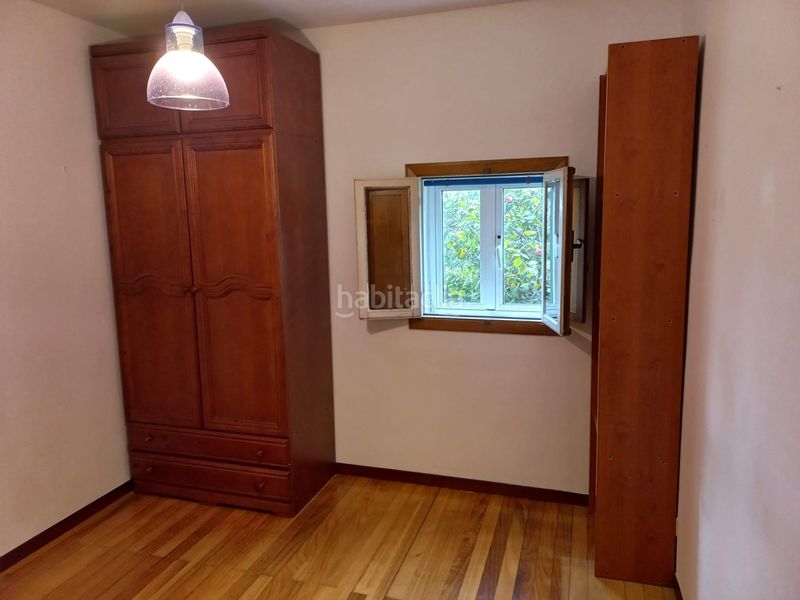 Foto d99fb2d3-6e2a-4ded-b7de-825a5b8659c8. Casa a schiera con riscaldamento parcheggio in Campus Norte - San Caetano Santiago de Compostela
