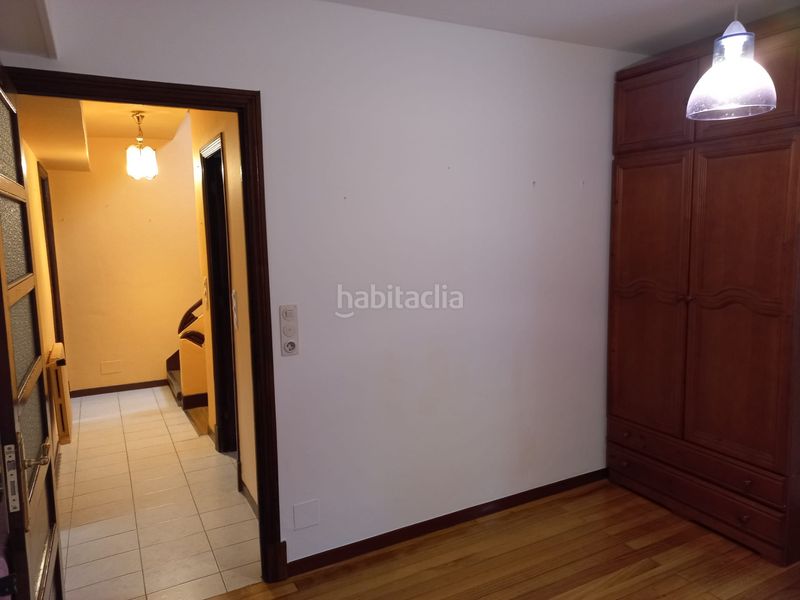 Foto e17454d2-7862-4df5-8276-95fa58d1cf80. Casa a schiera con riscaldamento parcheggio in Campus Norte - San Caetano Santiago de Compostela