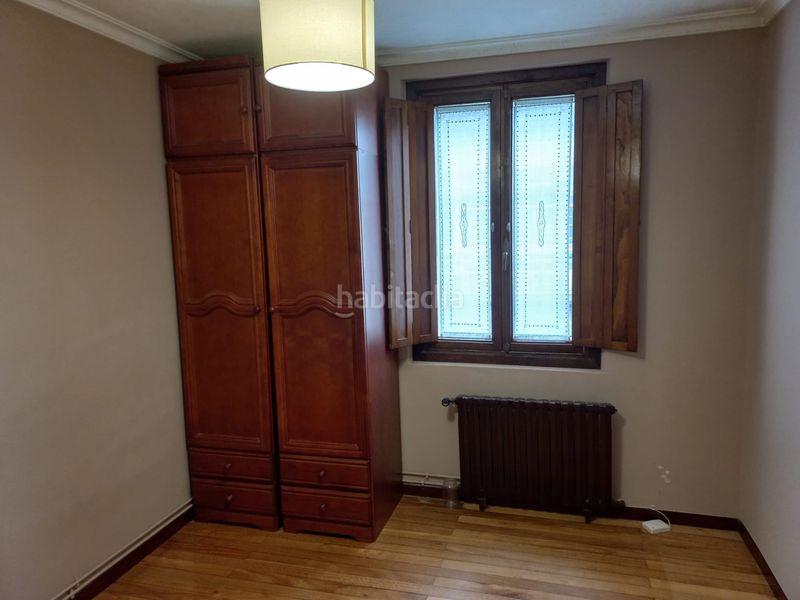 Foto e6d175e8-ef76-4e85-93e3-7ca65419ac49. Casa a schiera con riscaldamento parcheggio in Campus Norte - San Caetano Santiago de Compostela