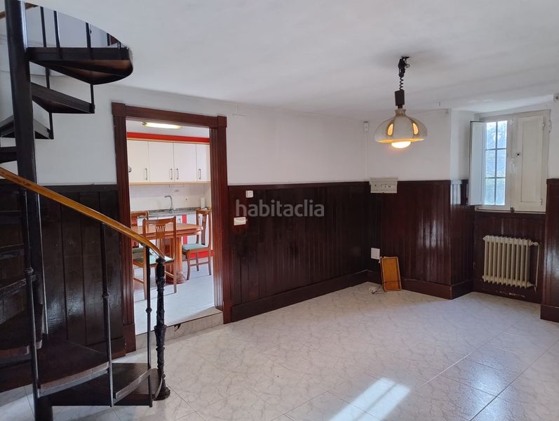 Foto 084f5688-a00c-4859-9d7a-c2156fd0763f. Casa adosada en Teo