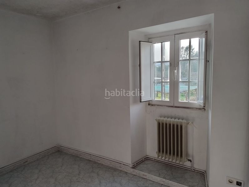 Foto 0c78b6e4-2cda-42c2-b727-c79506c1c8c7. Casa adossada amb calefacció aparcament a Teo