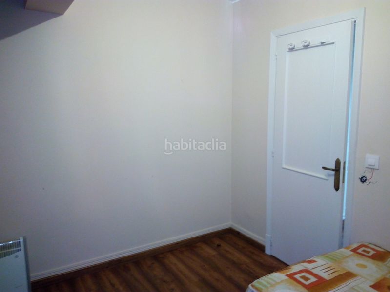 Foto 0c8b33a0-3133-4e44-8848-2ec16179600e. Pis amb calefacció a Ensanche - Sar Santiago de Compostela