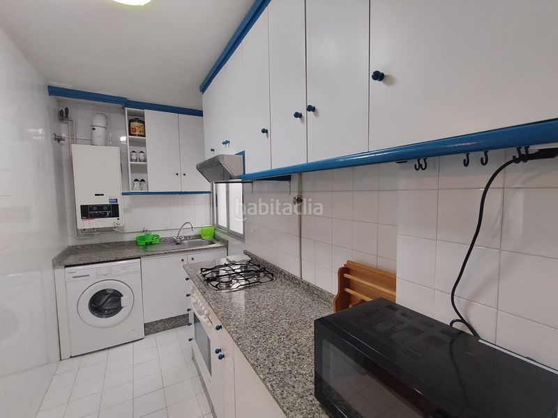 Foto 3e0d4aa3-8cfe-487e-9dfb-5d885946c4a0. Rent flat with heating parking in Concheiros - Fontiñas Santiago de Compostela