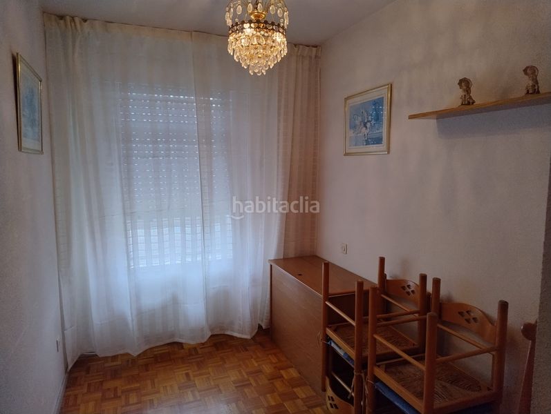 Foto 63f31f60-5a40-4a66-9081-55b8220a00e1. Rent flat with heating parking in Concheiros - Fontiñas Santiago de Compostela