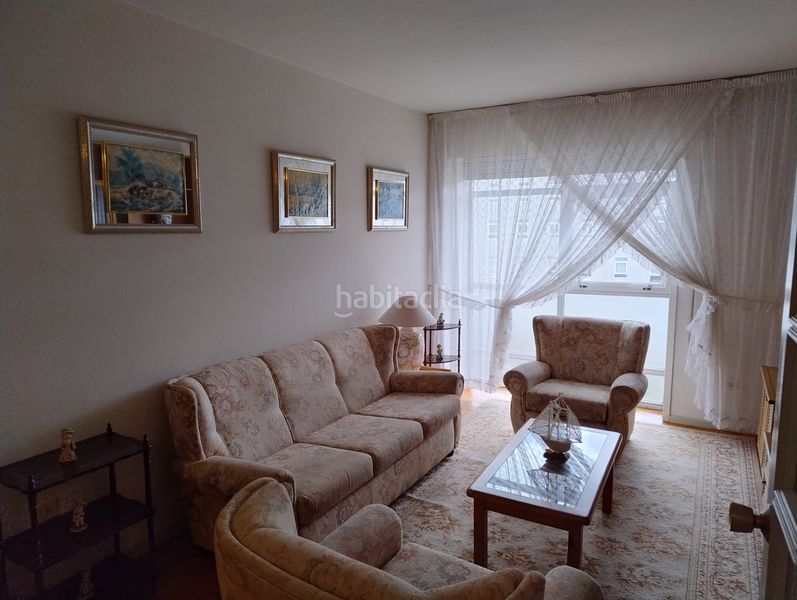 Foto f0758e78-e8a8-4fa8-ab4c-1b2cc374a3fa. Rent flat with heating parking in Concheiros - Fontiñas Santiago de Compostela
