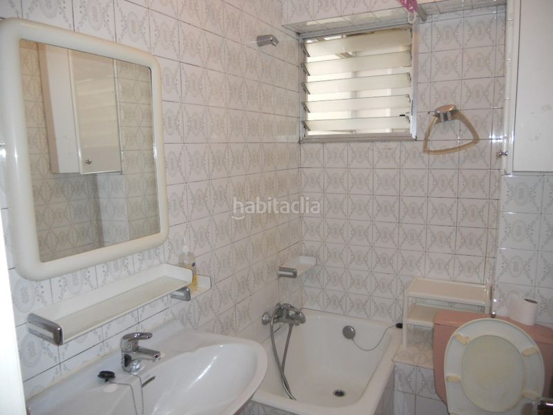 Foto c2633e1d-260b-4d6c-b637-57bf6b63c3f1. Rent flat with heating in Conxo Santiago de Compostela
