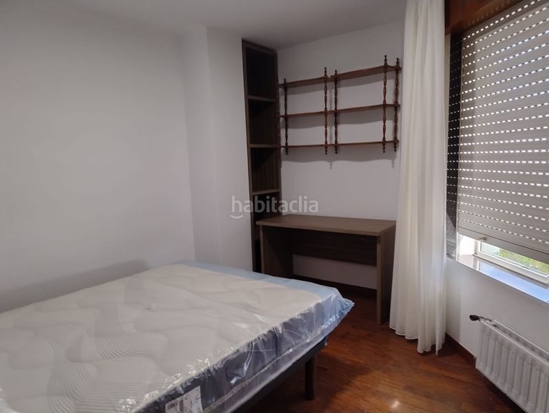 Foto 16453419-2736-4ff1-ad25-bd722cd93967. Rent flat with heating parking in Campus Sur - Santa Marta Santiago de Compostela