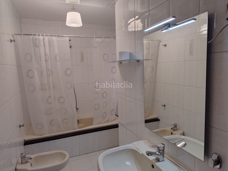 Foto 56d17d55-0cf4-4307-a5b4-32e930631110. Rent flat with heating parking in Campus Sur - Santa Marta Santiago de Compostela