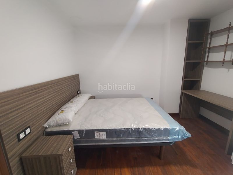 Foto 7f7aaea0-fd93-40be-938c-b084a9bfe048. Rent flat with heating parking in Campus Sur - Santa Marta Santiago de Compostela